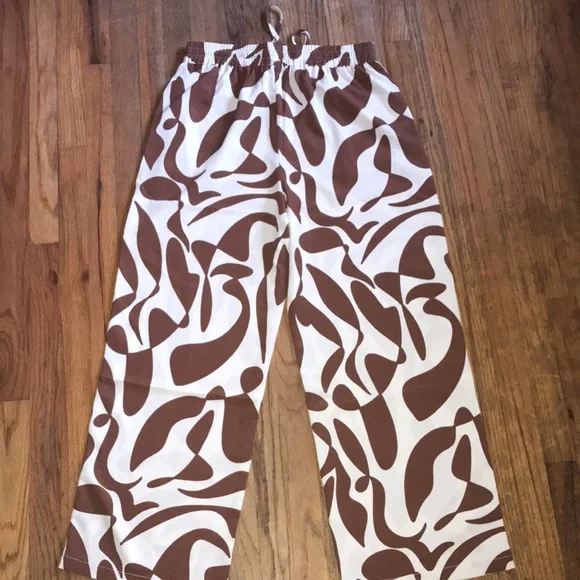 Sanctuary Light weight elastic drawstring waist Pants with pockets - Picture 4 of 5